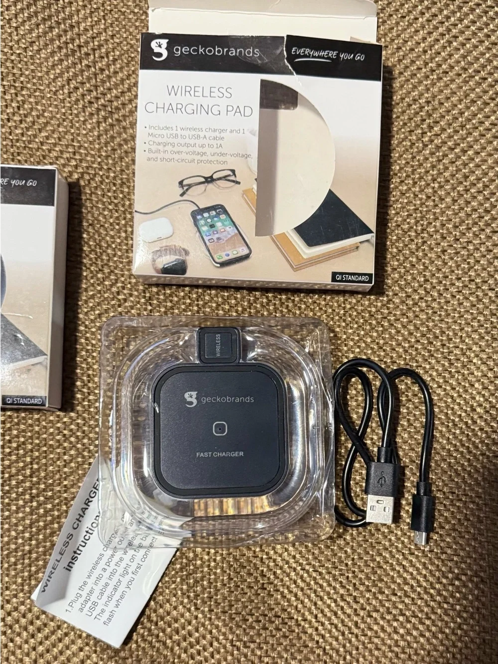 2 Geckobrands Wireless Charging Pad - Black